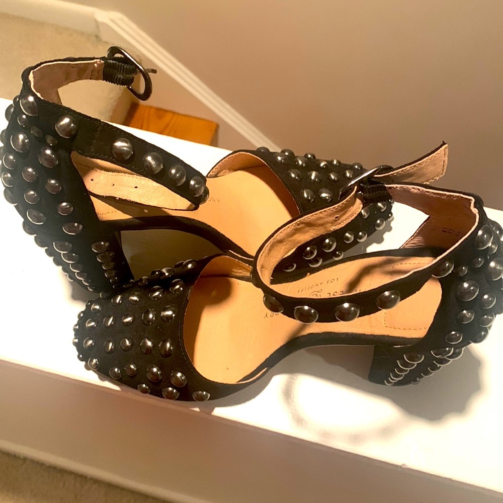 Chinese Laundry block heel pumps. Size 7.5